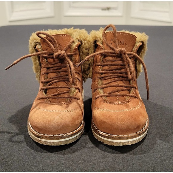 Brown fuzzy lace up boots - Picture 2 of 6